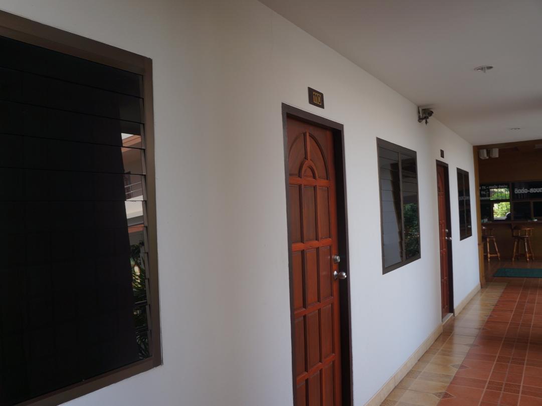 Jj Palace เจเจ พาเลซ Ban Si Than Exterior foto